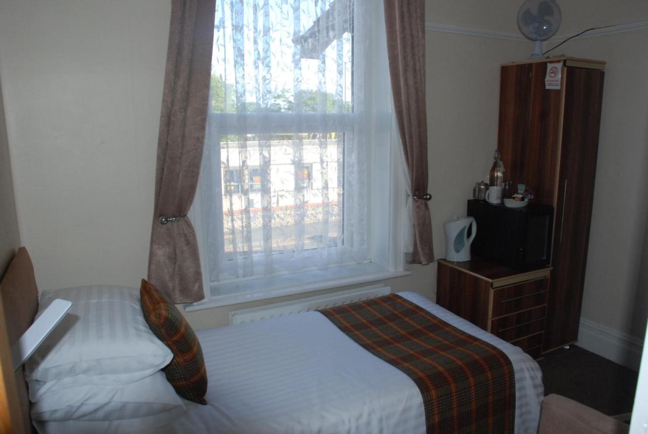 Trevali Guest House Bognor Regis Eksteriør bilde
